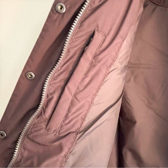 L.L. Bean Goose Down Filled Puffer Vest Removable Faux Fur Collar Size L - Picture 10 of 13